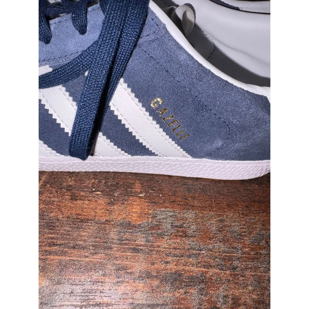 Adidas Gazelle Navy Blue Suede White Stripes Sneakers BB5478 Mens 5.5 Womens 6.5